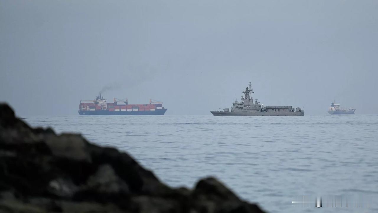 伊朗外交部：伊朗与阿曼就霍尔木兹海峡航线地理细节达成一致

伊朗外交部发言人伊斯