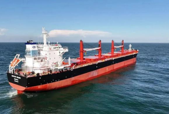 两艘中国油轮正在逼近委内瑞拉，就看美国敢不敢扣了，如果美国再次扣下咱们的船，那么