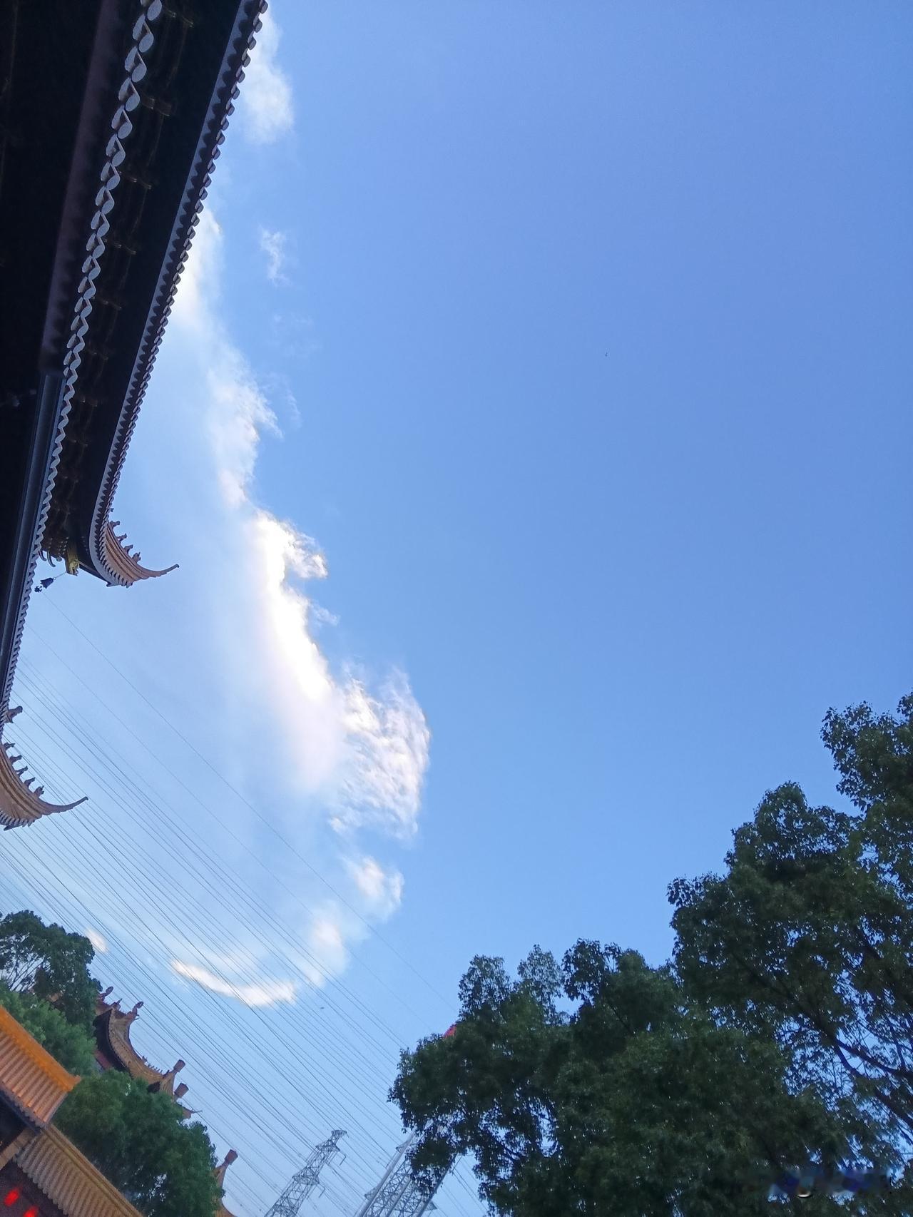 攻入华盛顿，在历史上只有加拿大做到了。但是后来的历史发展就变了，加拿大发展的是不