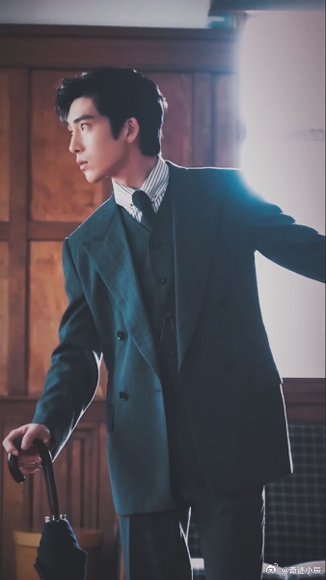 井柏然这是啥选剧本眼光！井柏然戏路 从悬疑《谷雨》到年代《家有七郎》，再到《钢铁