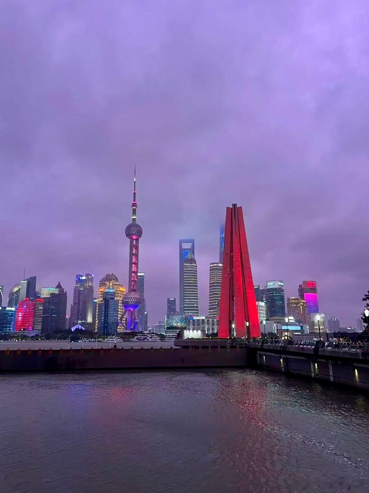 上海台风今天的上海 