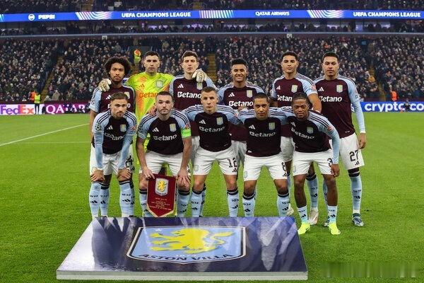 北京时间明日凌晨4:15，英超第19轮迎来一场焦点对决，联赛领头羊阿森纳将坐镇酋