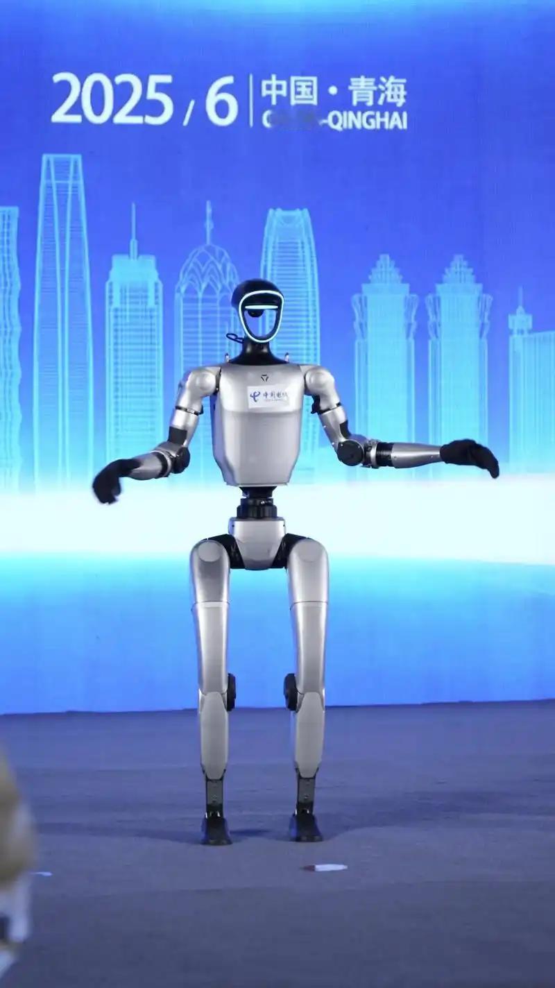 惊掉下巴！20万机器人直降4万，打工人的日子真的要不好过了
 
谁也没想到曾经高