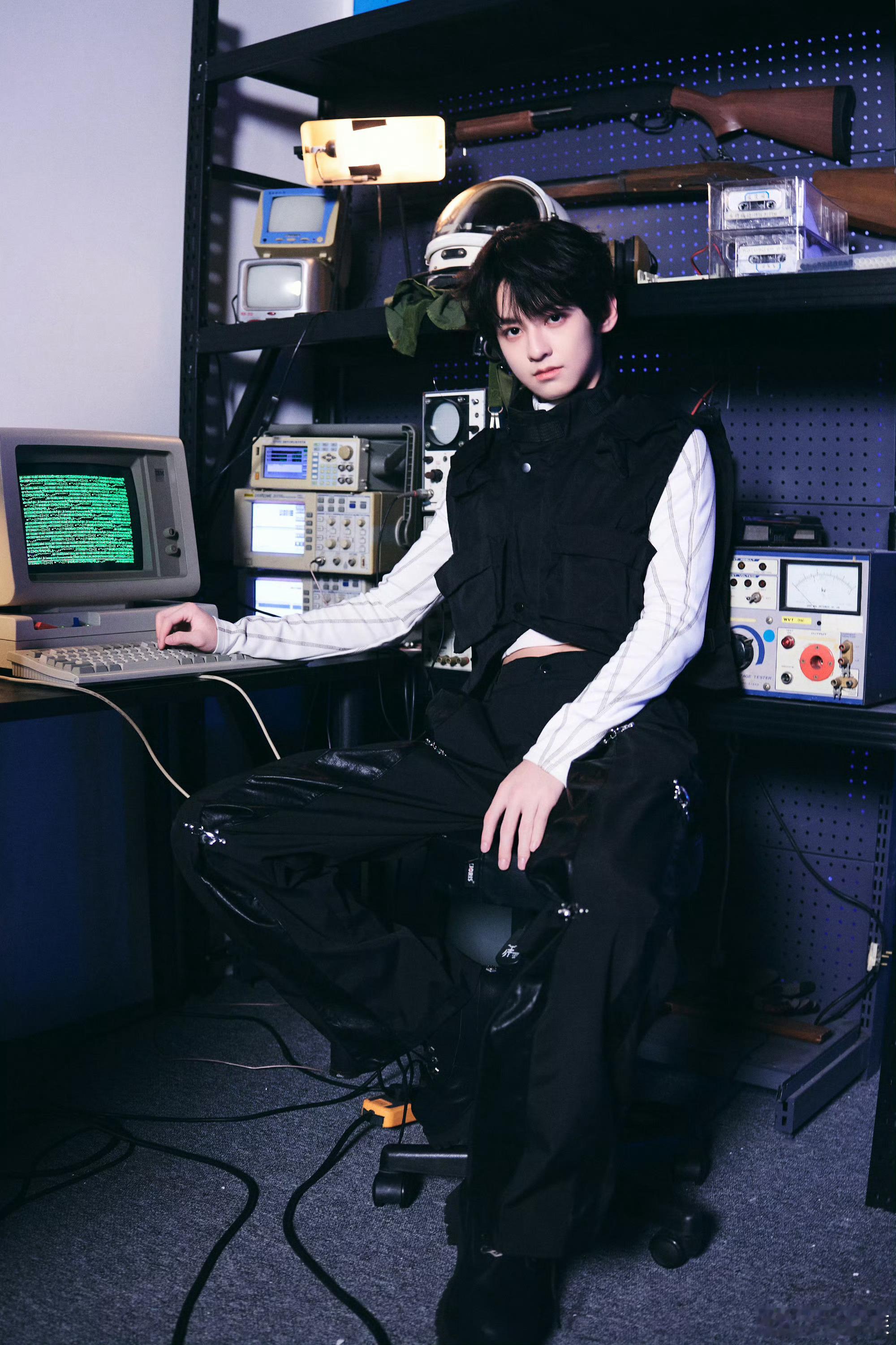 TF四代见面会day2造型 TF家族四代二班今日份见面会造型～官俊臣、王烁然、杨