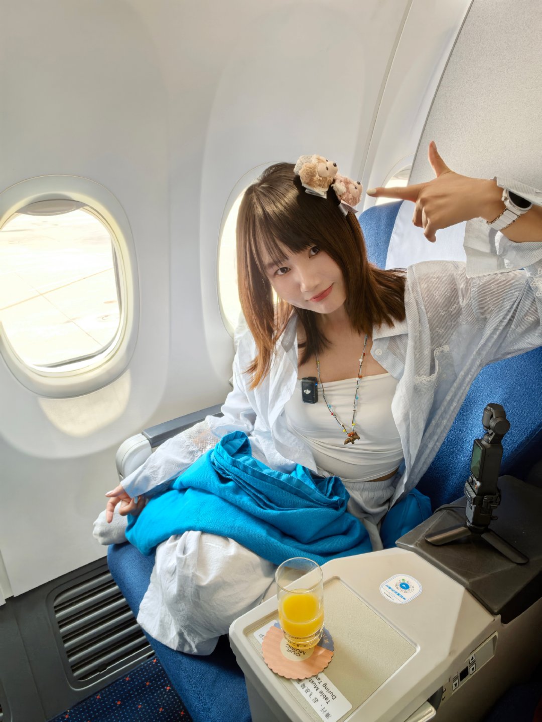 这次贵阳之旅带我坐公务舱，非常满意，特赏五日内免打套餐！[收到][收到][收到]