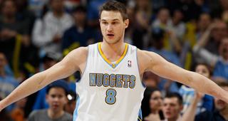 37岁的达尼洛·加里纳利正式宣布退役，结束自己长达16年的NBA生涯。这位意大利