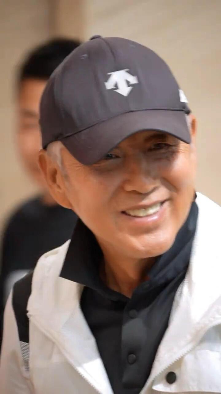 一、影视工作动态（2026年6月）
 
1. 线下活动火爆出圈
近日在甘肃公益观