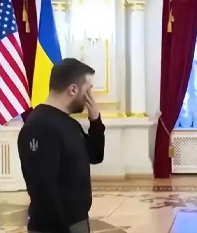 冬天还在打电网，这场冲突已经不只是在前线拼命了。

 
乌克兰这阵子又传出停电、