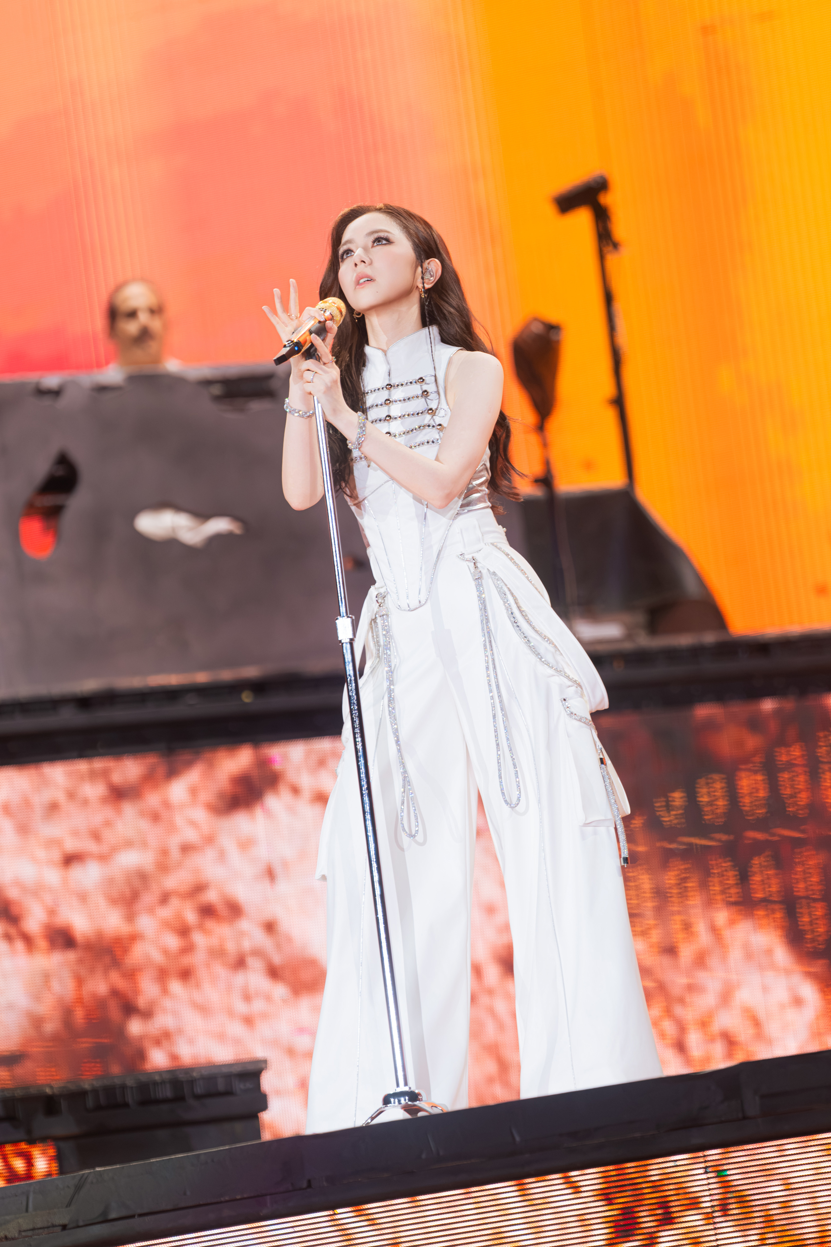 “这是一个完美的循环！”今夜，《I AM GLORIA》世界巡回演唱会最终站深圳