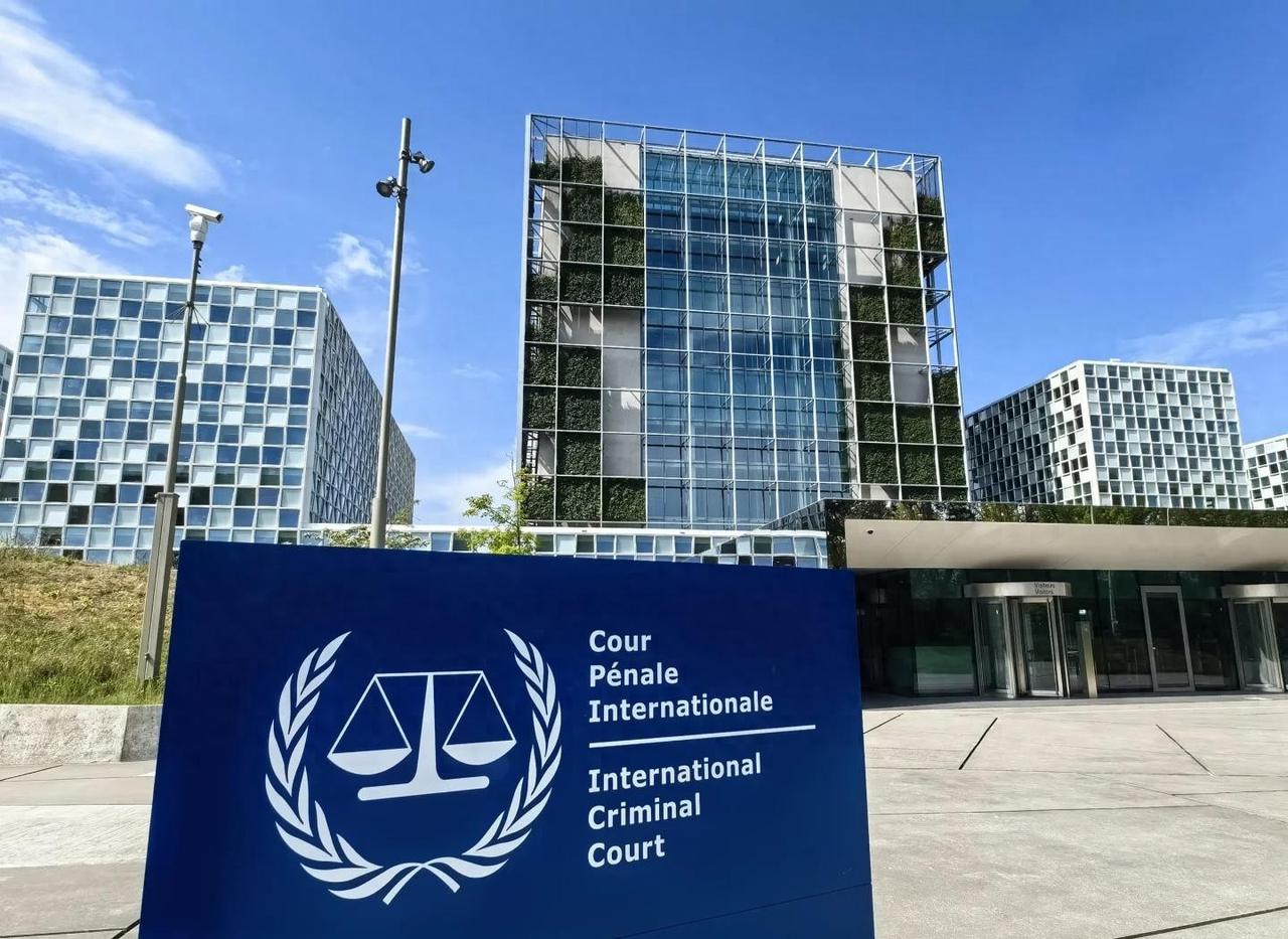 10月9日鲁比奥宣布，美国对国际刑事法院实施制裁。这回不是针对某几个法官，是整个
