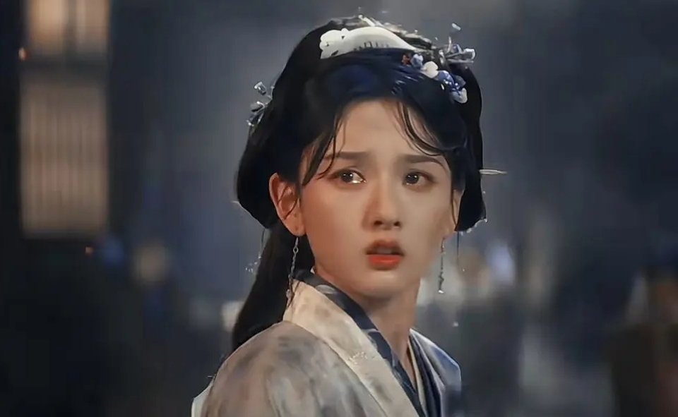 谁会不爱折腰里的宋祖儿呢 ​​​