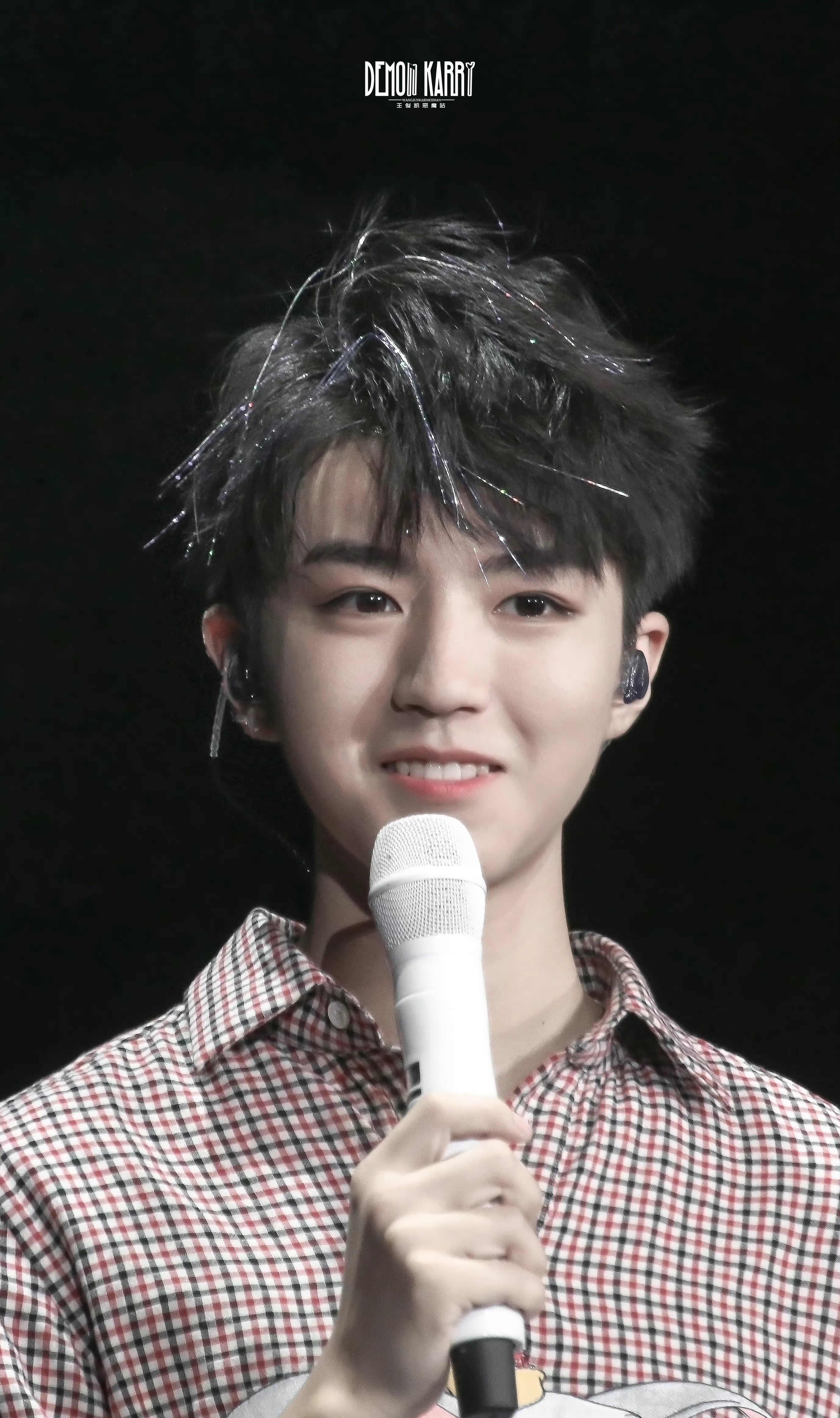 想知道有多少人328这次是第一次线下见王俊凯