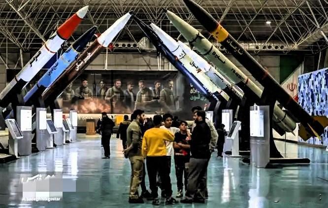 很多人以为伊朗军事落后，其实大错特错！在西方长达40年的技术封锁下，伊朗硬是走出