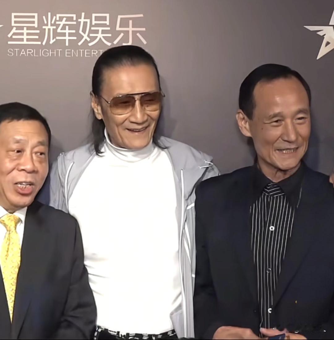 2018年，星辉娱乐公司庆典发布会。当天大亮老牌港星出席捧场，谢贤、杨受成、陈惠