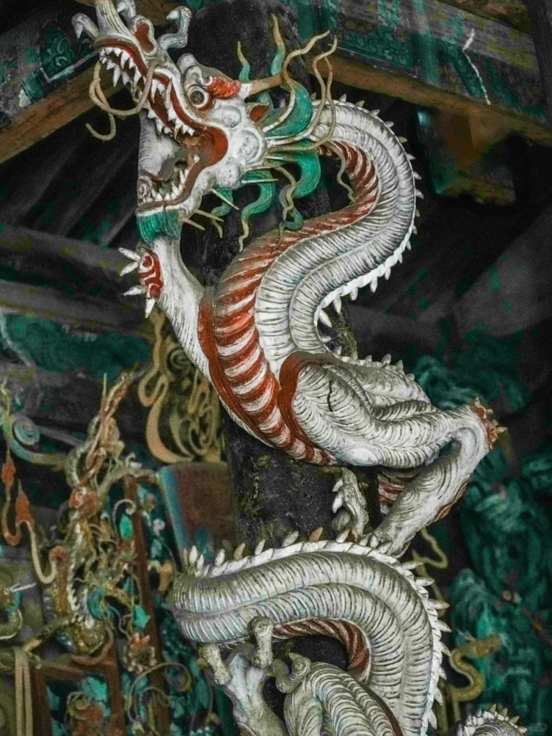 我严重怀疑，山西人是不是真的见过龙！
