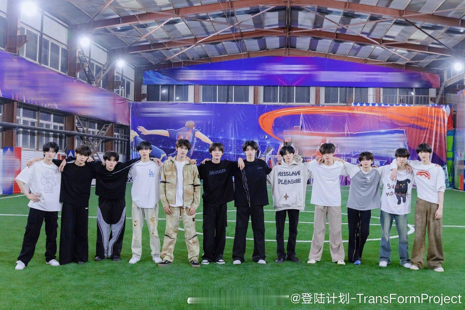 TF家族三代出道战明日官宣！这次是真的要来了吧[全力以赴]朱志鑫 张泽禹 张极 