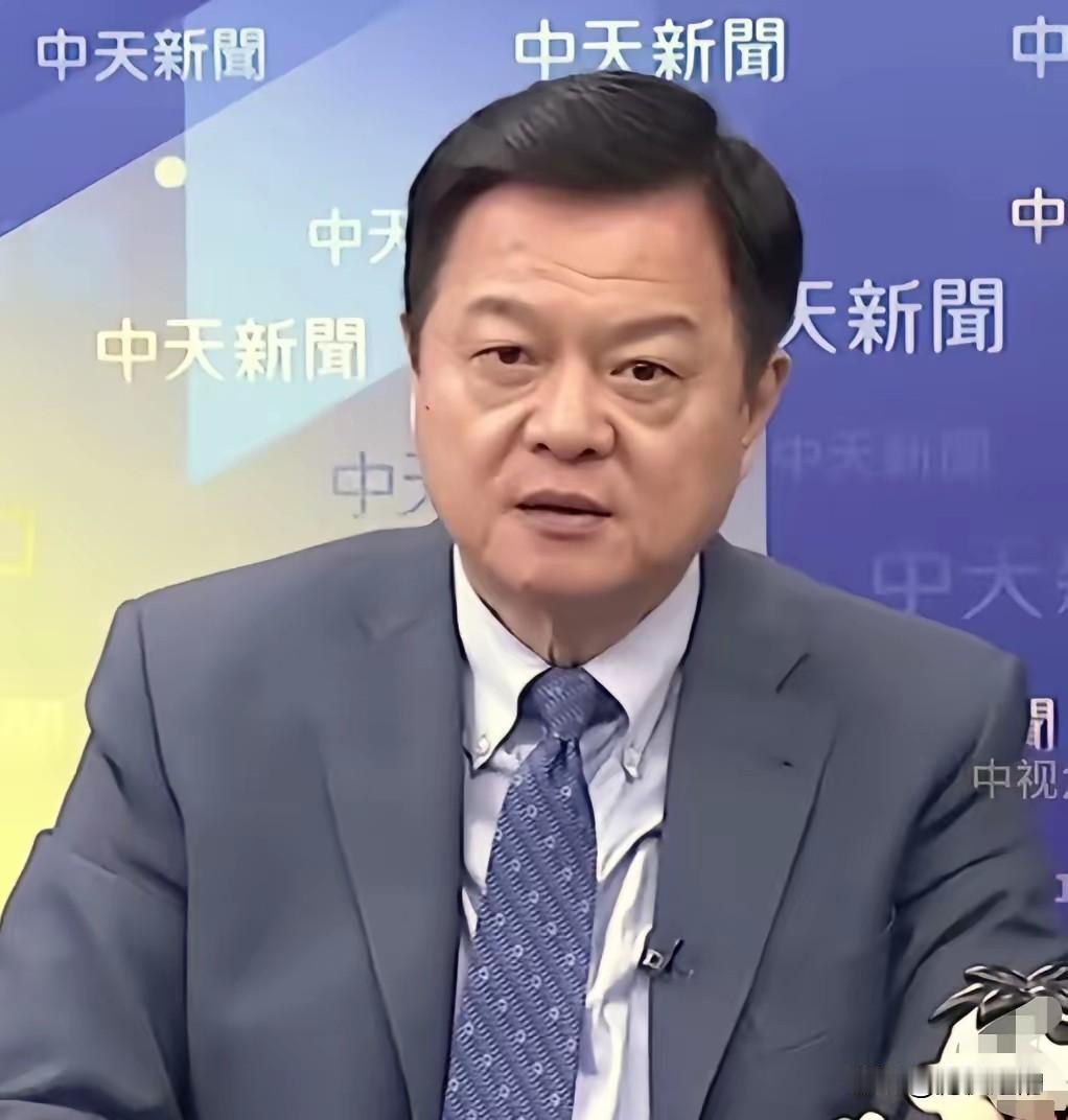 台湾时事评论员周锡玮：如果两岸和统不行，大陆就会用武统。
 
这话听着直接，甚至