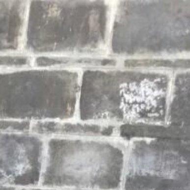说实话，我真的快被那句‘爸妈都是为了你好’压垮了。小时候信了，长大才看透，这哪是