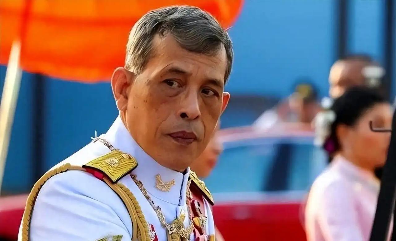 2025年11月13 - 17日，泰王哇集拉隆功开启对中国的国事访问，这是中泰建