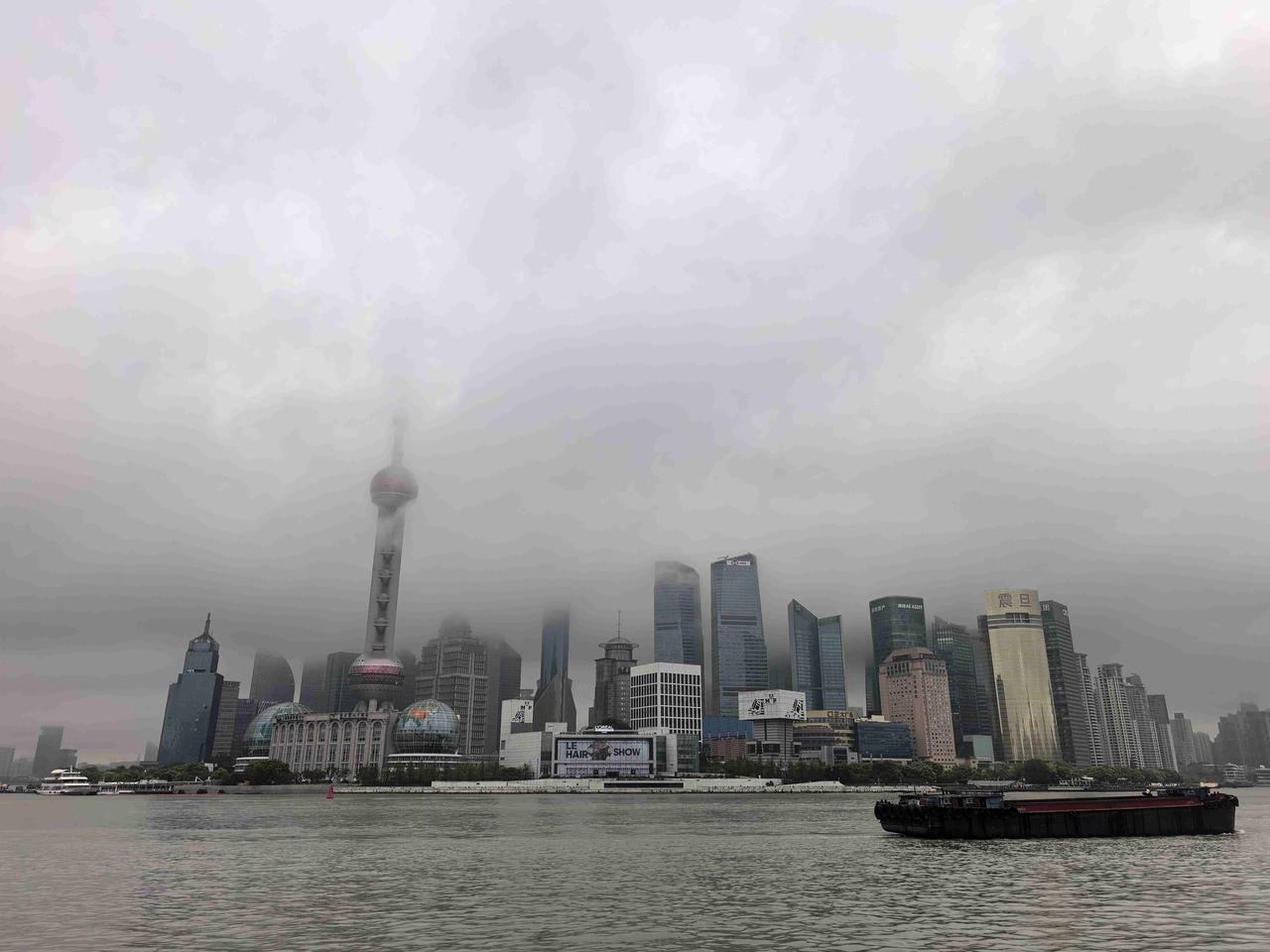 我的今日状态：🐯虎虎生威
我这里的天气：🌧下雨今天我为我的孩子祈福！愿我的儿
