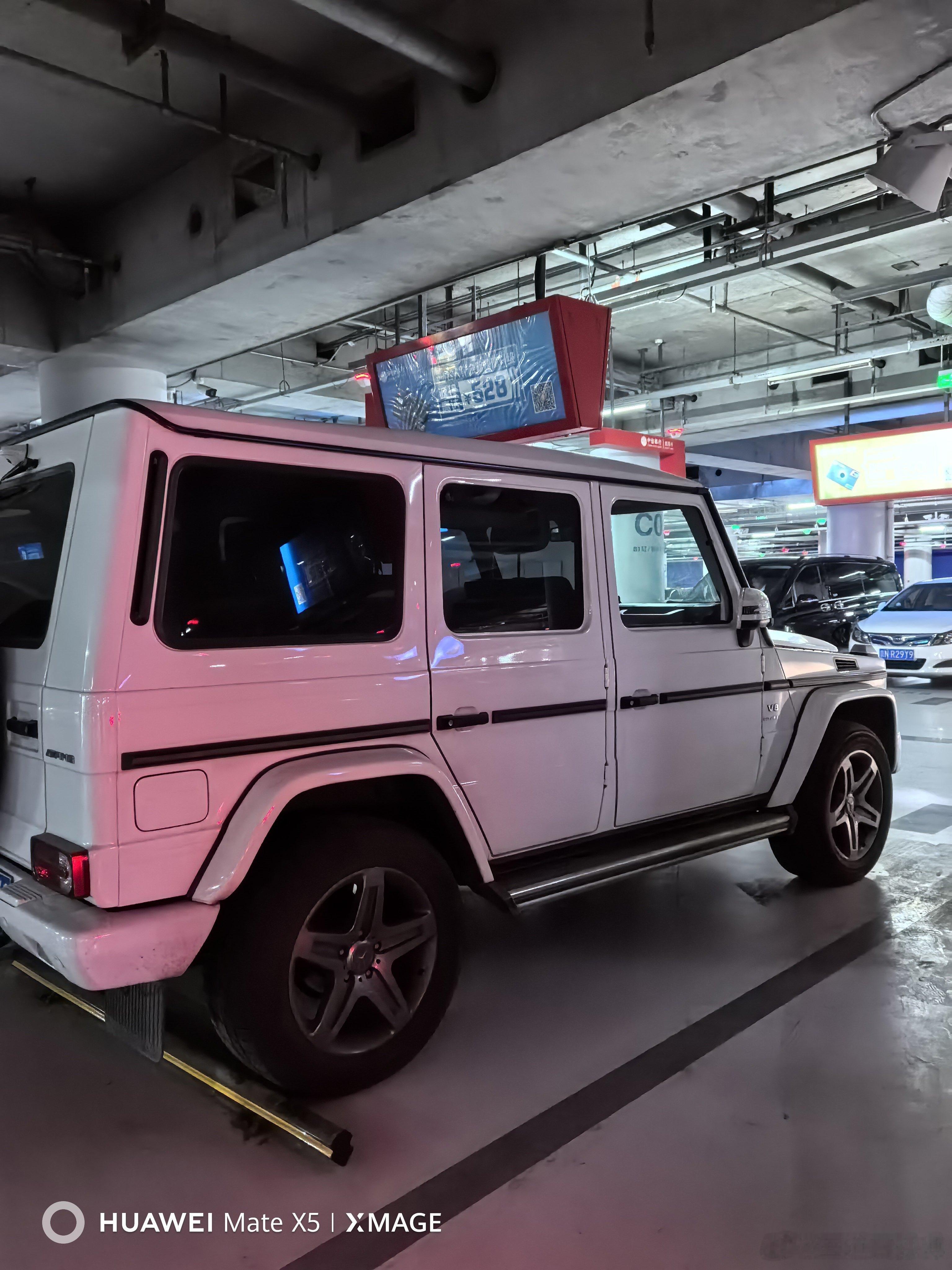 这，，，，大G车主也用中信48小时免费停车？我一直以为只有我这样的穷逼才用。大v