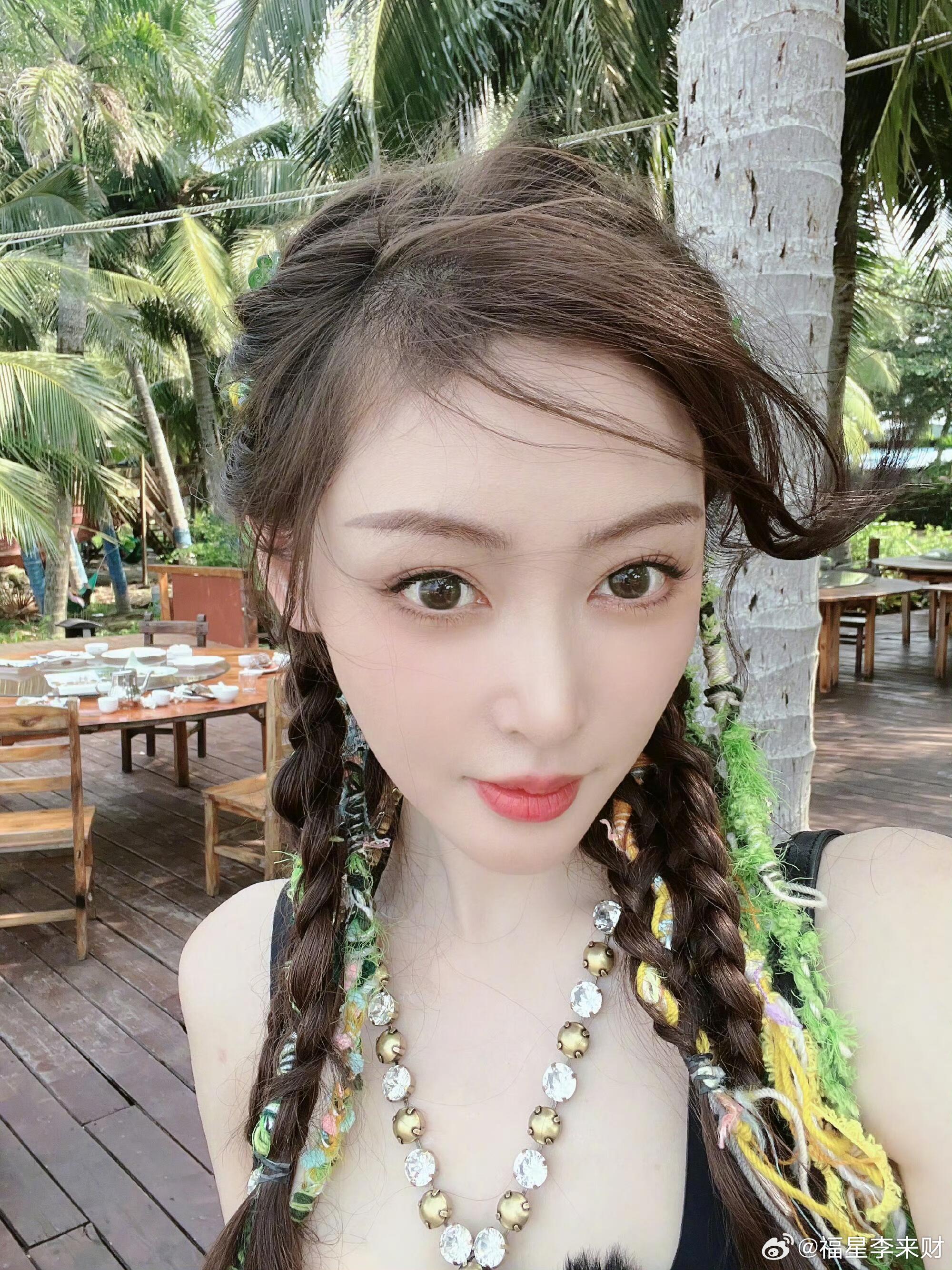 张天爱驰援广西张天爱向广西灾区捐助物资 和黄晓明佟丽娅肖战杨紫同批，她不显眼。但