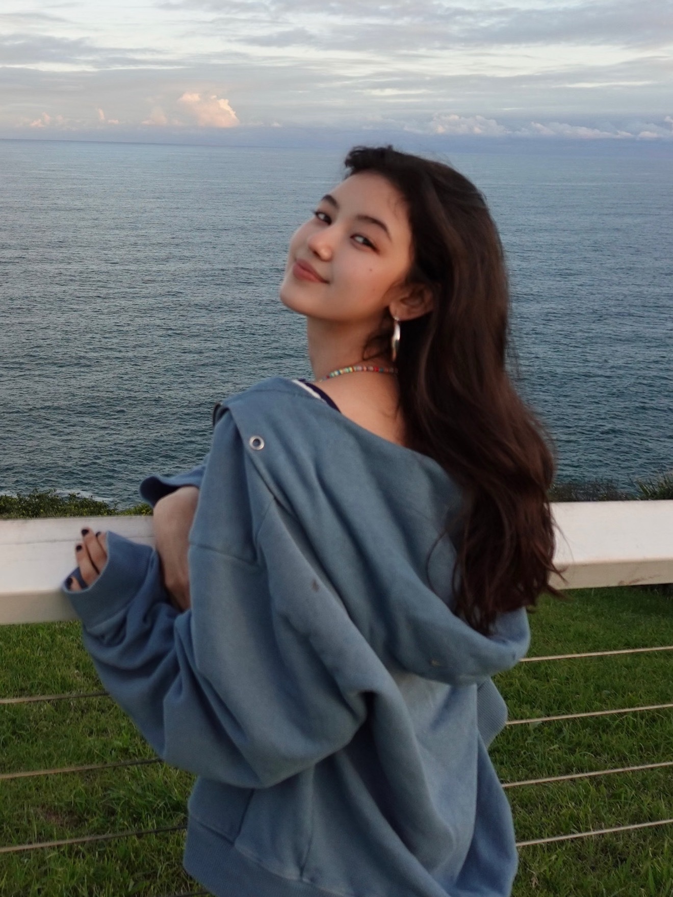 Danielle在NewJeans出道四周年🍠更新Life gets clou