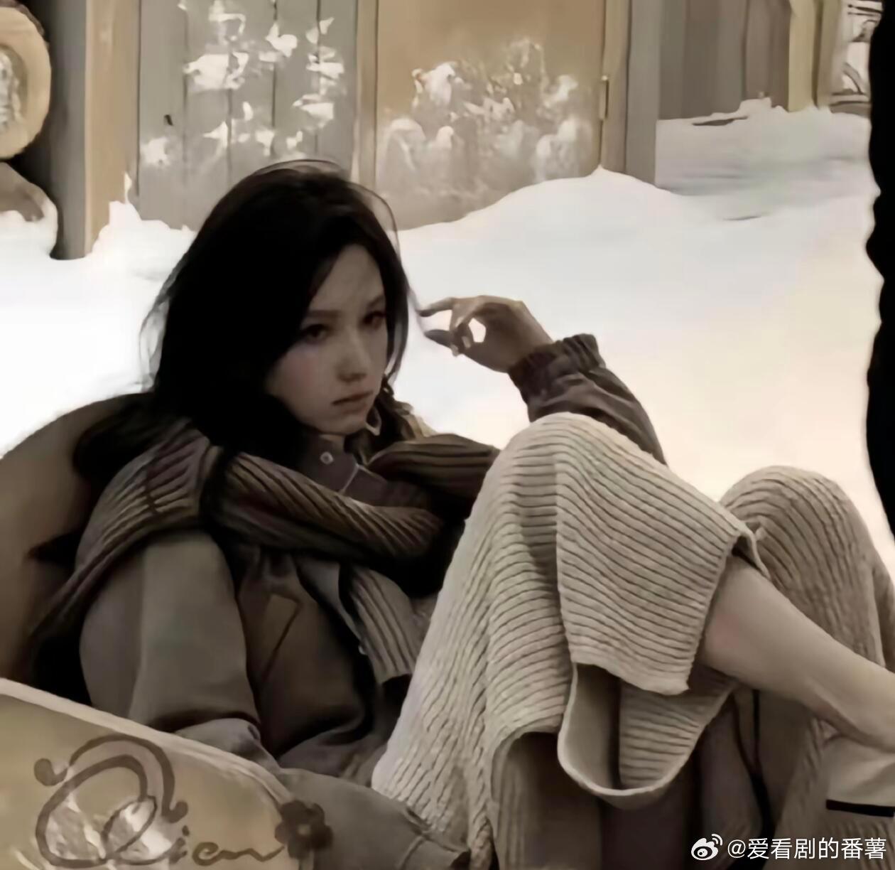 给大家分享一些我留了很久的神图世界对我的霸凌从陈都灵不是我姐姐开始陈都灵｜头像壁