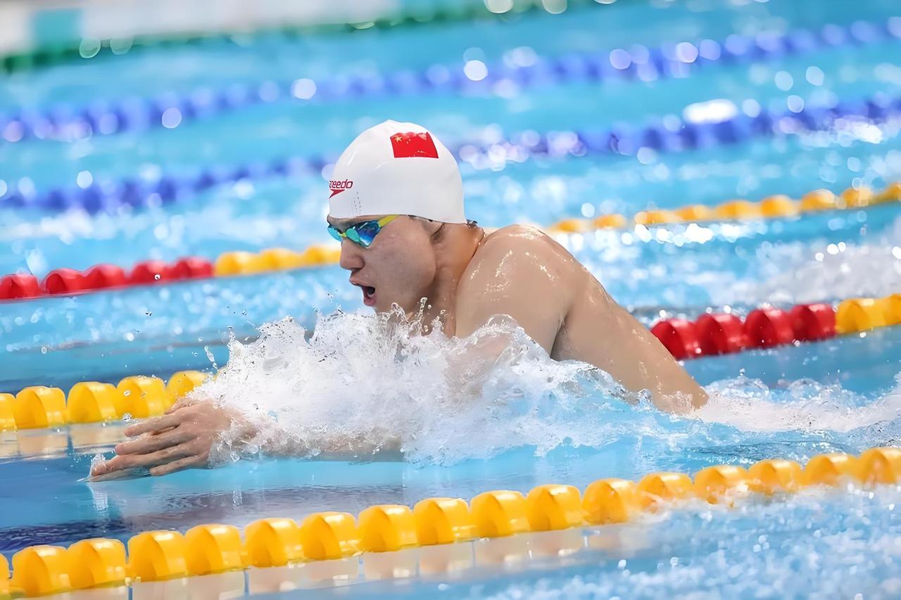 蛙泳出发的标准规范动作！泳教头 | 泳讲堂：蛙泳出发的标准规范动作！
 
蛙泳比