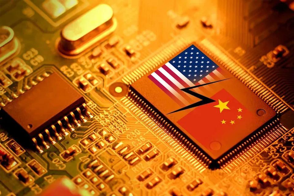 【传闻中苹果与中国达成的芯片交易可能重创美光，并使美国陷入长达数年的困境】[买卖
