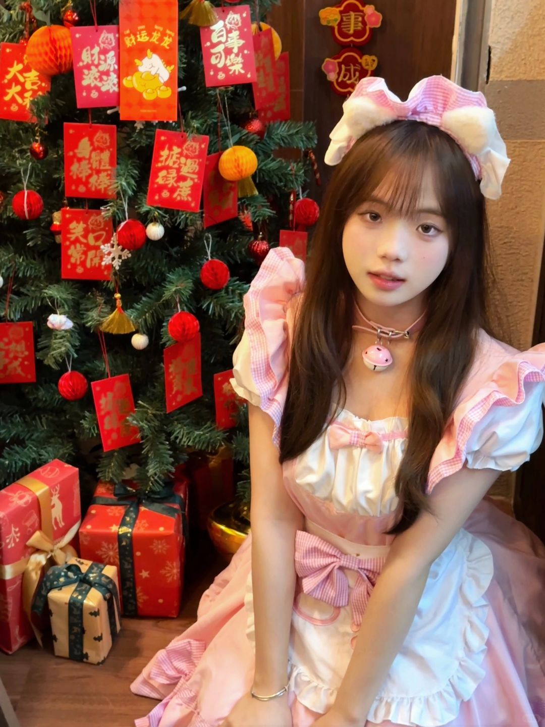 怎么这里还有一只这么可爱的招财妖猫！
