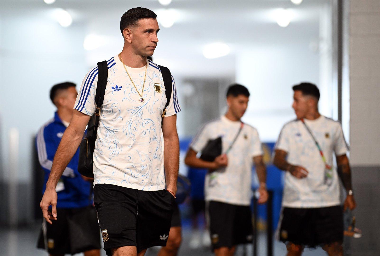 🇦🇷🇦🇷🇦🇷🇦🇷英格兰vs阿根廷世界杯  cr：家里有八个金球 