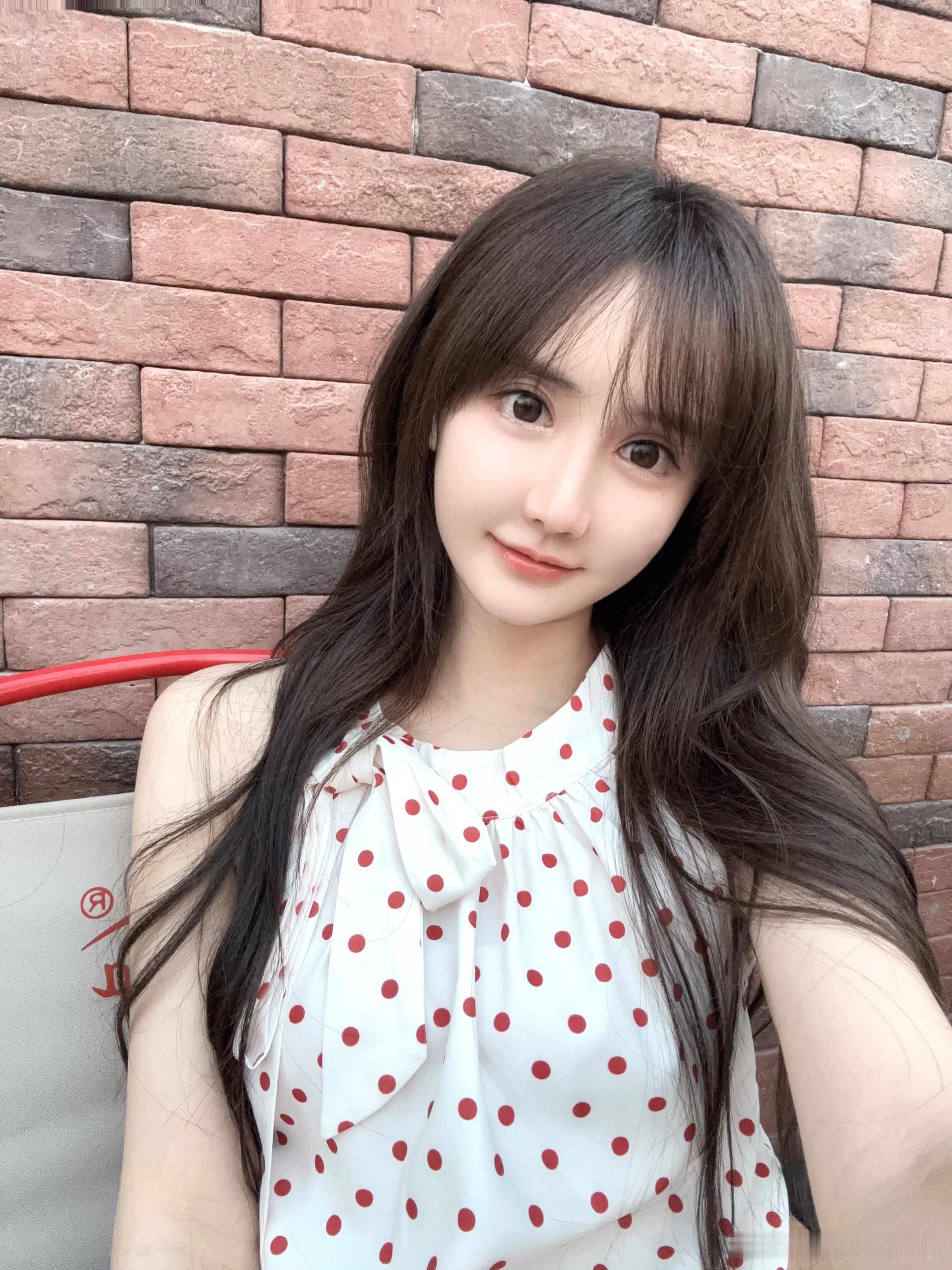 𝗧𝗼𝗱𝗮𝘆◔.̮◔每天都在努力的发光呀☀️ ​​​