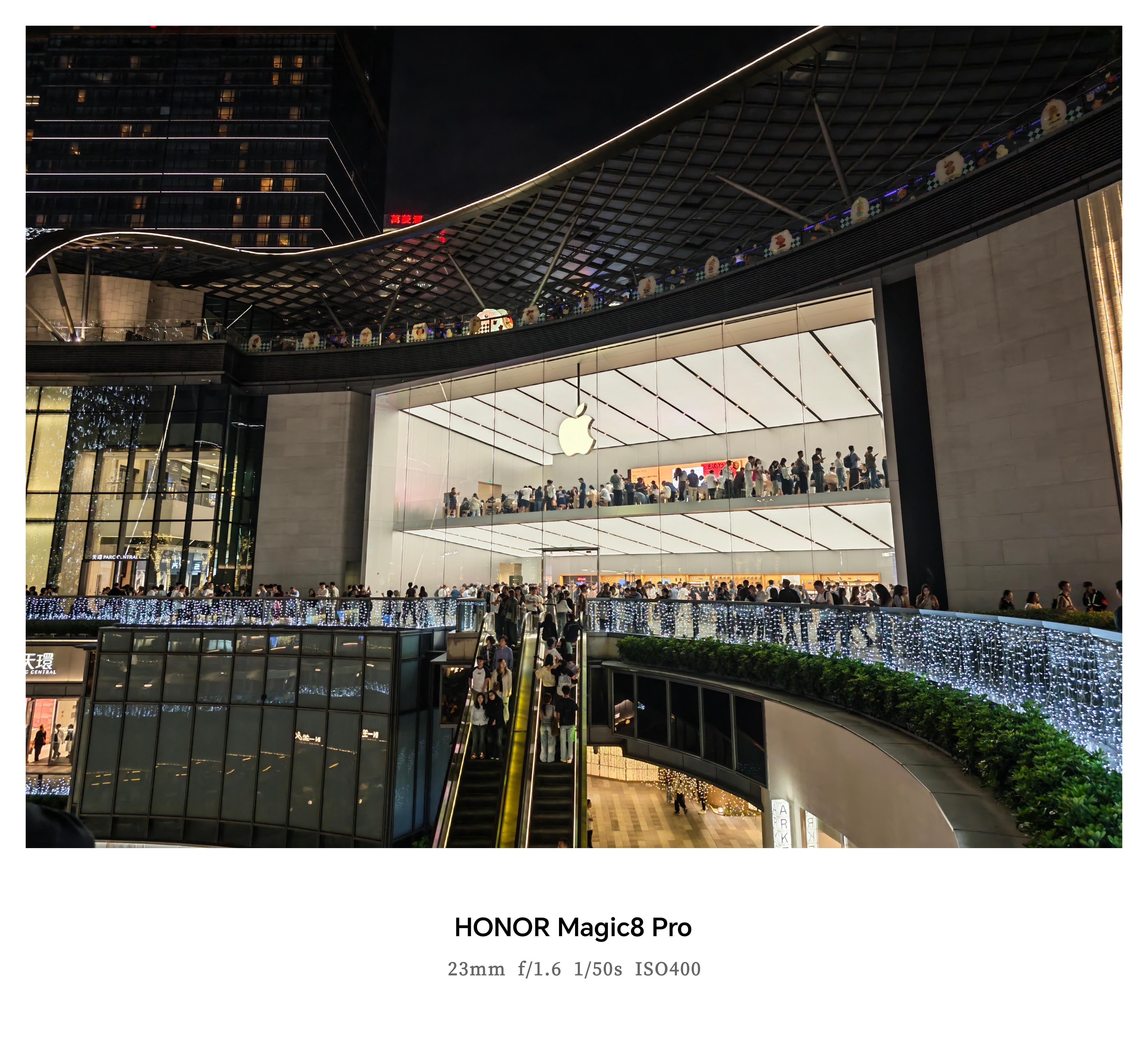 刚刚出门随手拍的，拍得不多，最直观的感受就是直出影调尤其是色彩进步巨大，Magi