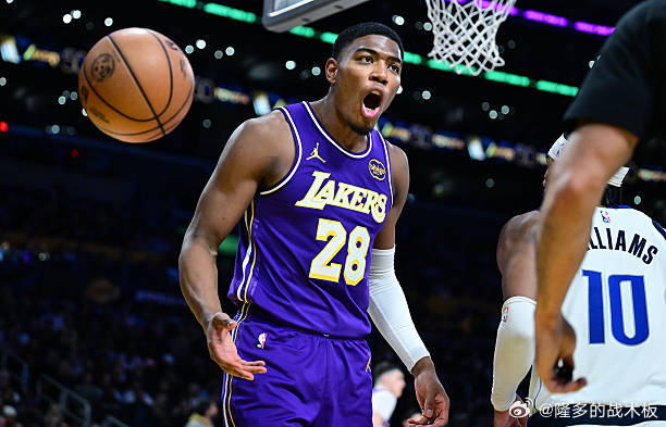 雷迪克说八村塁没有出场时间限制詹姆斯将在赛前决定是否出战背靠背国王vs湖人