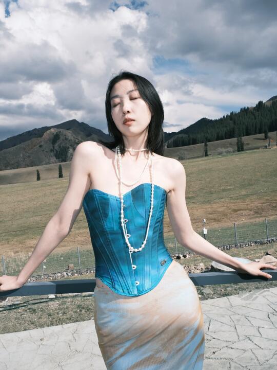 180|今天是旷野间的蓝色美学💙