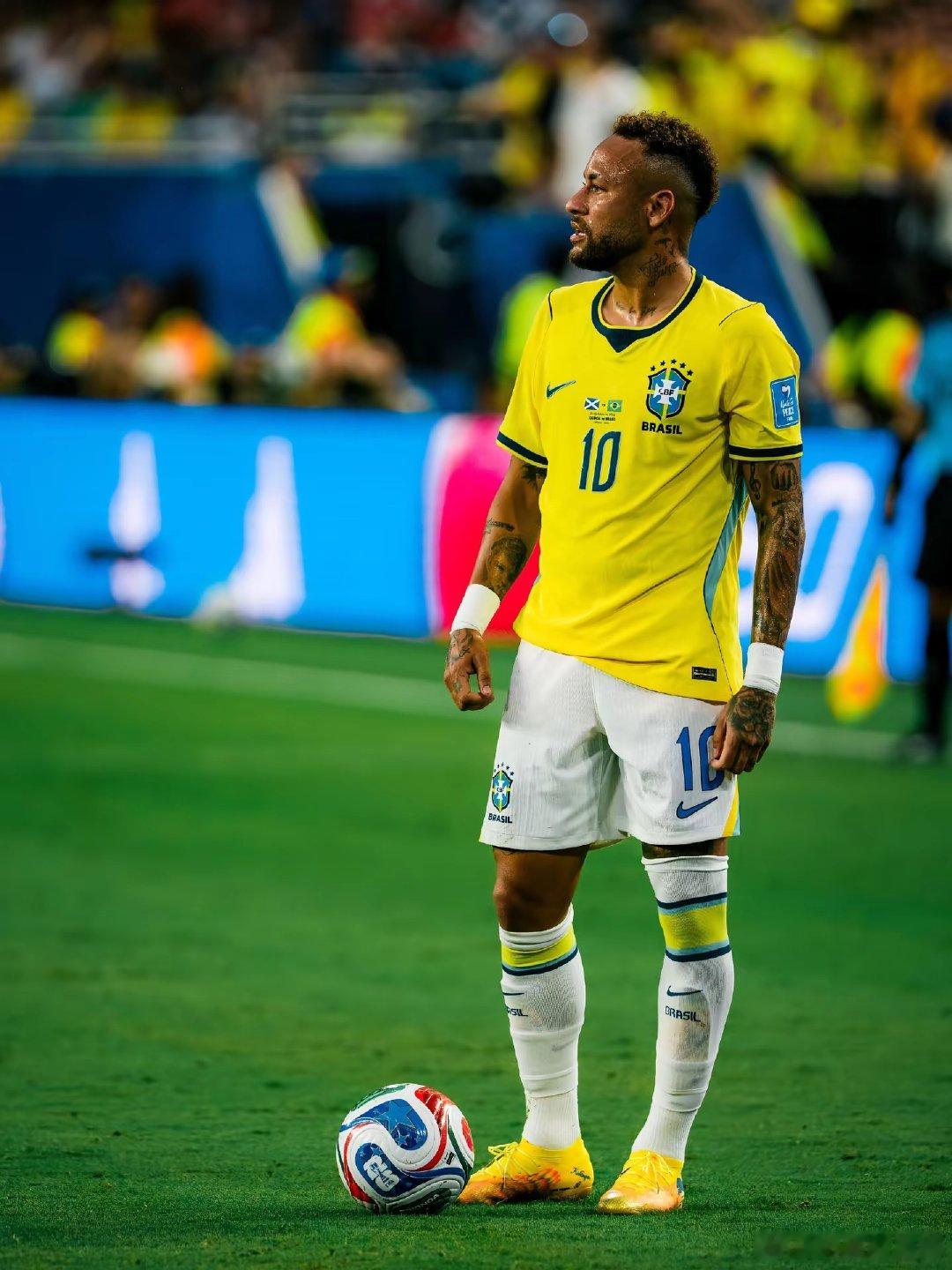“The king is back！” 世界杯