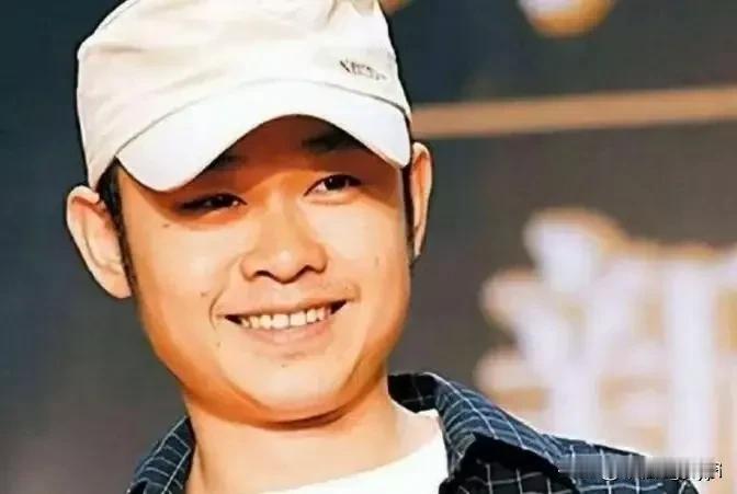 不看不知道一看吓一跳，曾经的帅哥刀郎现在变成了老头，尽管人都会老，可还是很吃惊