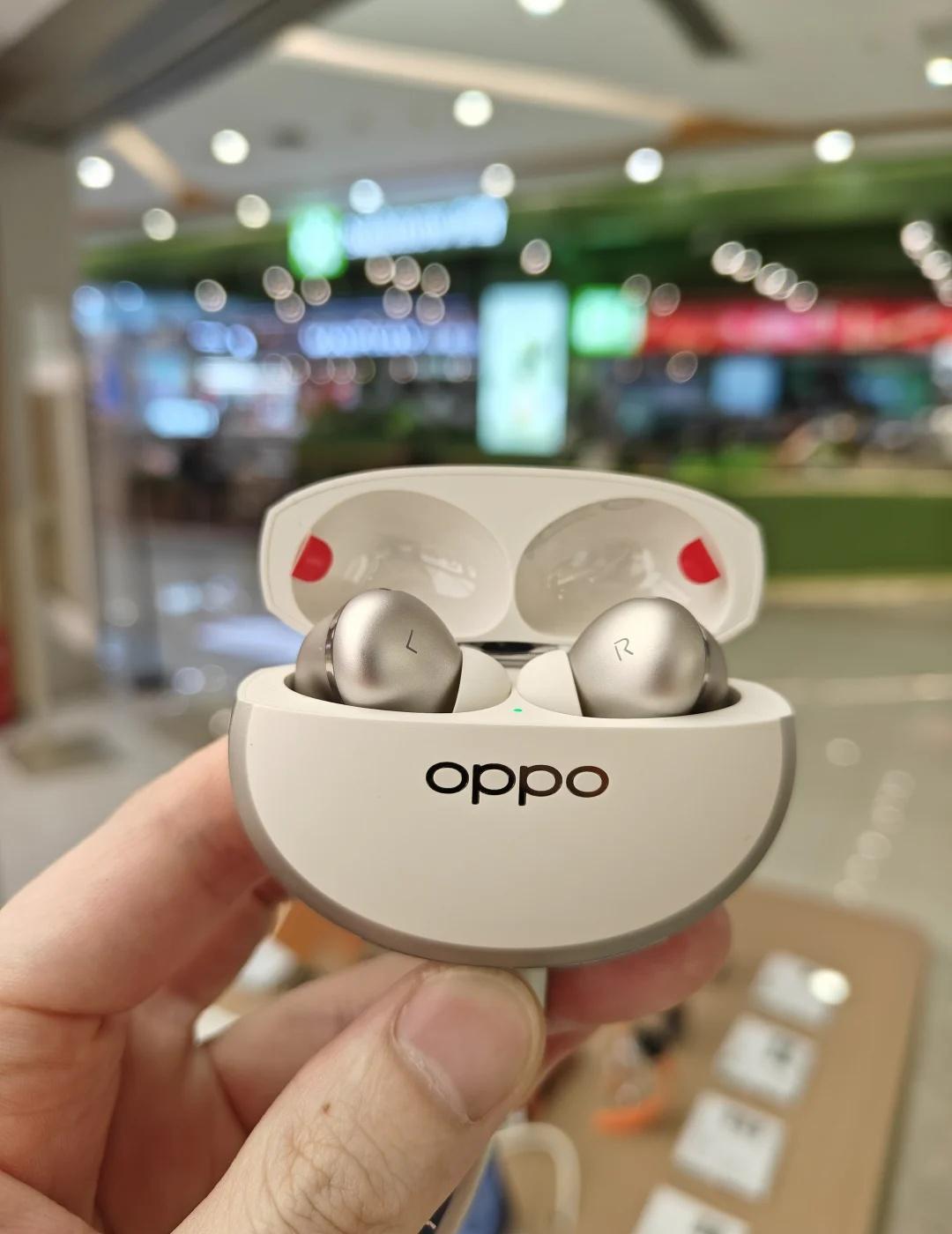 新品耳机OPPOEncoX4
热门问题全解答！
音质怎么样？适配其他品牌手机吗？