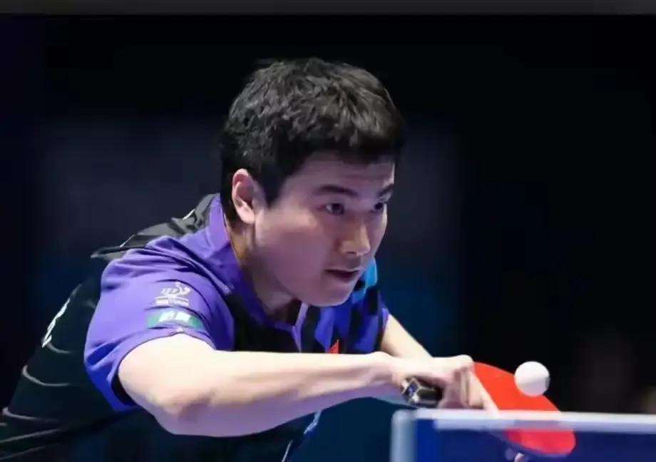 梁靖崑打完伦敦世乒赛后，升职为男队副队长，这是变相不想让他退
刚结束伦敦世乒赛团