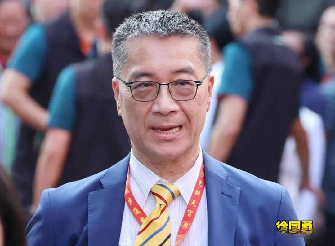 日菲暗地瓜分台湾渔场，"青鸟"反倒帮外人洗地，郭正亮当场骂醒：别吃毒还来放毒！