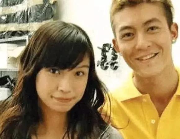 杨颖刚出道那时候的容貌，跟现在基本上都不怎么像了。