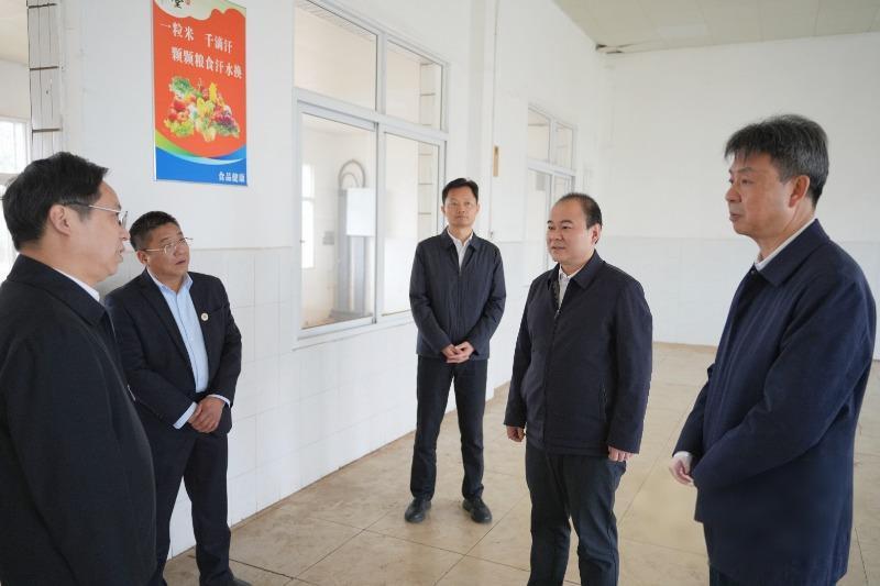 大家说以后教师专业还有前途吗？衡阳这所专门培养老师的高校明确转型了！
 
3月2