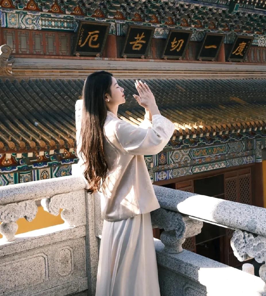 发了一个微头条，阅读量还可以。

有个条友在评论区说了几句牢骚，我觉得可能会影响