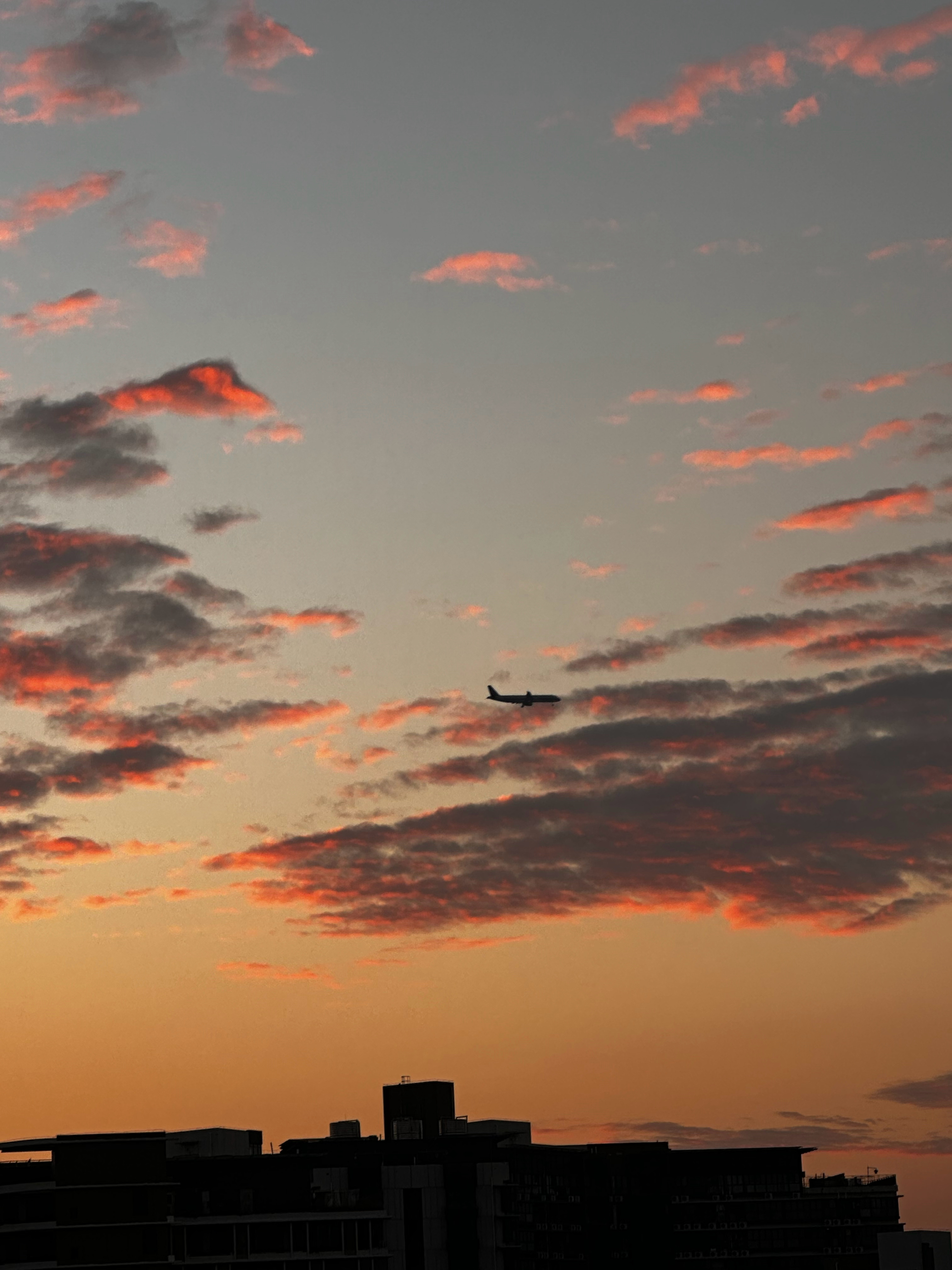 在自动驾驶来临之前，再好的辅助驾驶都不能达到iPhone时刻… 