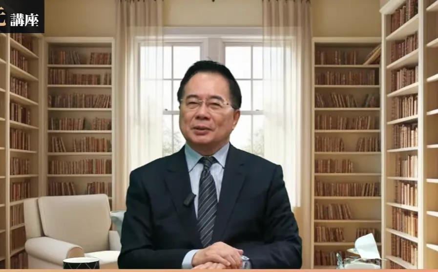 看蔡正元和邱毅两个人怼赵少康实在是很爽。
笔者以前对赵少康还是有一定好感的，毕竟