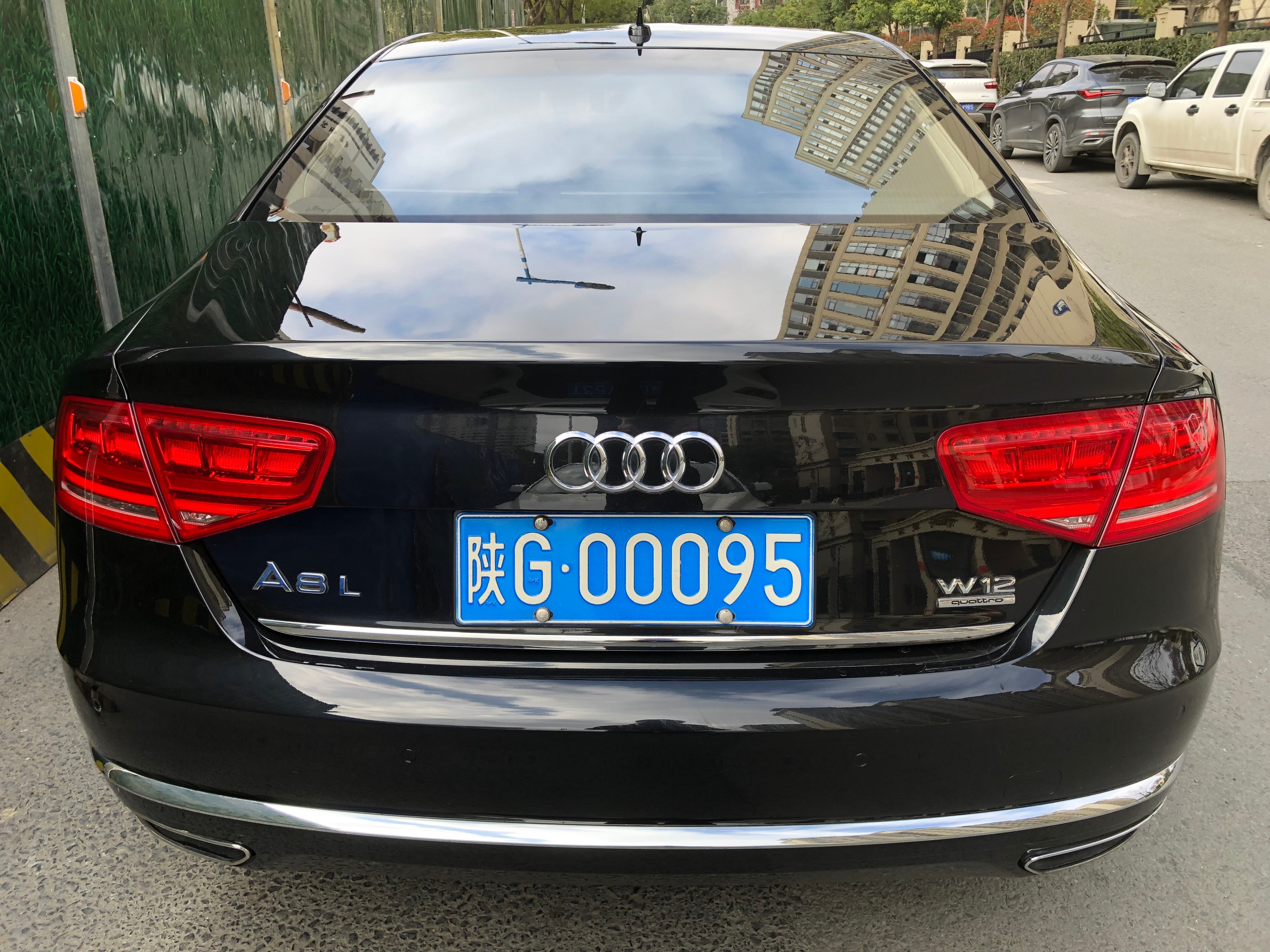 全球车牌 陕G00095奥迪A8L W12 安康