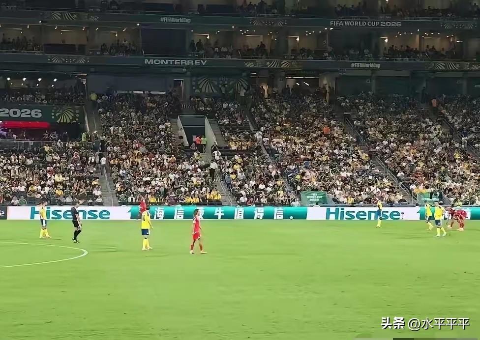 日本足球来了，赞助商却走了！以前的世界杯，日本赞助商日本广告铺天盖地。
佳能、富