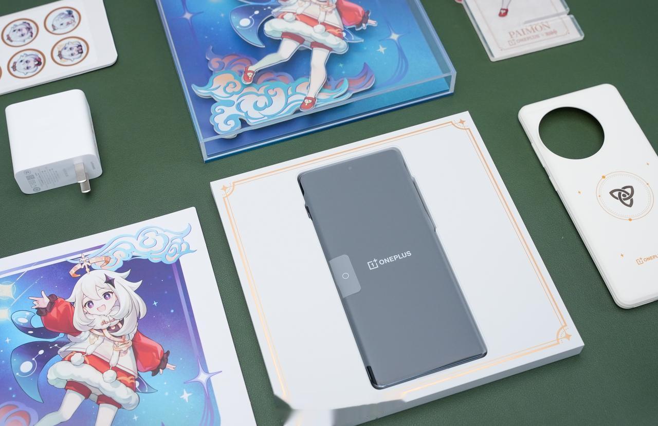 一加Ace2 Pro原神派蒙主题礼盒实拍
评论抽个派蒙摆件[奥特曼]  