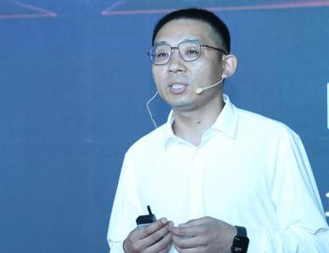 河北联通一中层干部提拔为河南联通副总！
近日，运营商财经网已率先报道，潘永学已跨